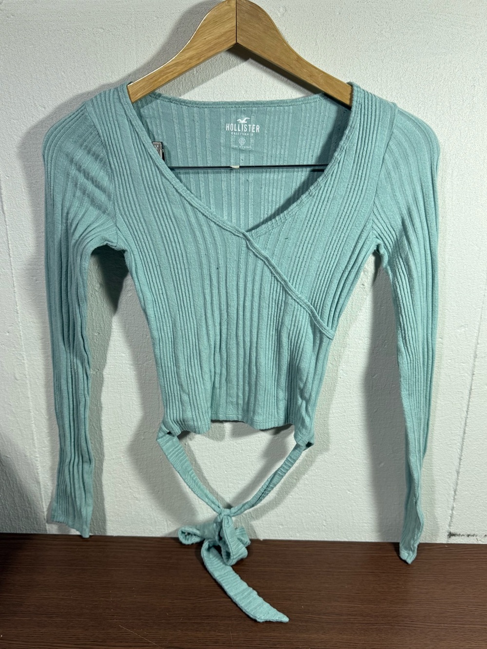 Y2K Hollister Cropped Ribbed Top XS